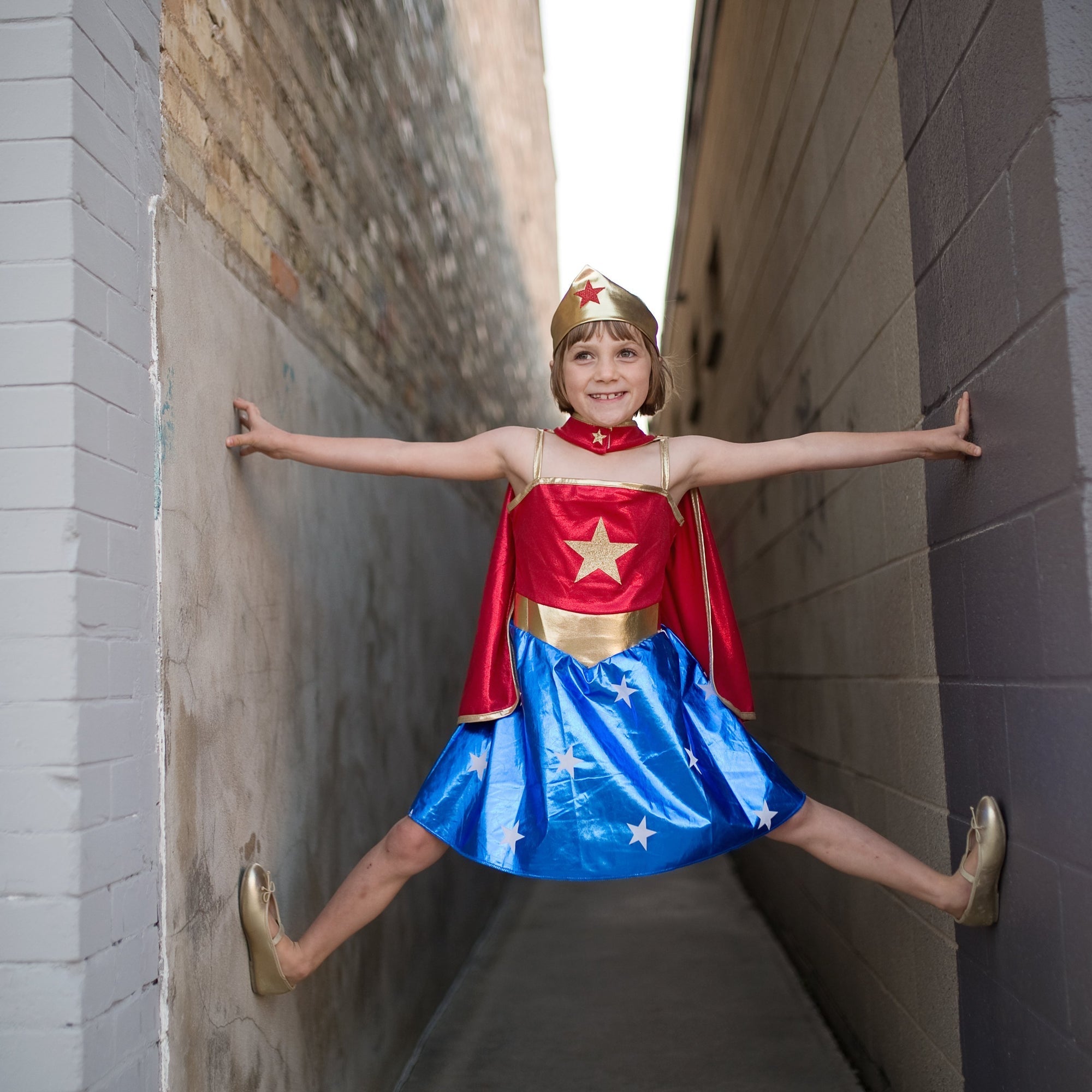 Costumi da Supereroe per bambini e bambine, divertenti, colorati e  originali.